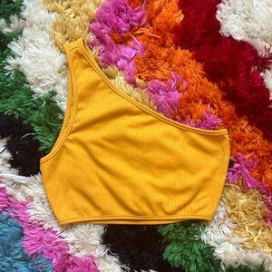 SUPERDOWN one shoulder crop top